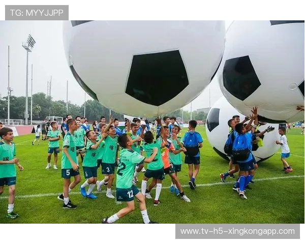 联赛创新“青少年运动+互联网+大数据”融合应用,提升青训智能化水平 联赛创新“青少年运动+互联网+大数据”融合应用,提升青训智能化水平